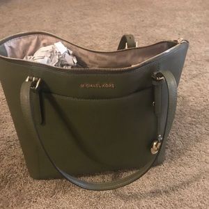 Michael Korda purse